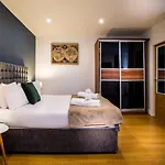 Citystop Apartments - Trueman Street